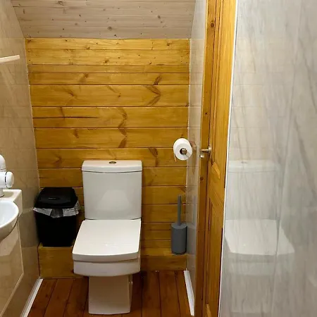 Chalet Holly Tree Glamping Wigglesworth