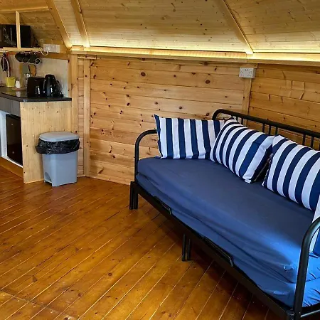Holly Tree Glamping